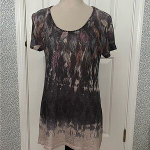 NWOT lightweight knit Top.